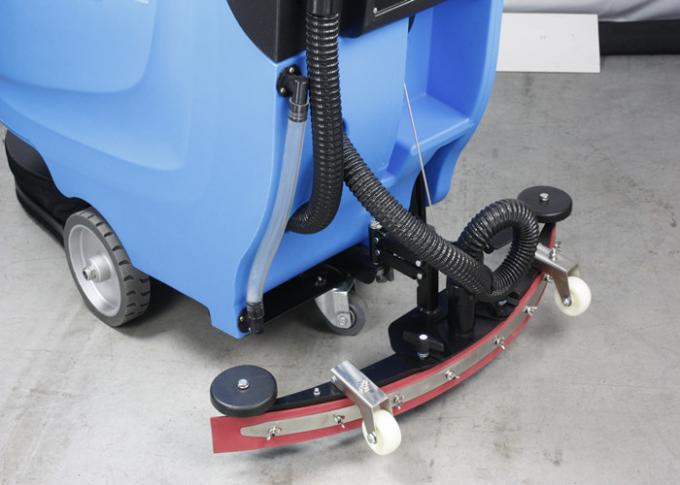 Stabile Funktions-batteriebetriebene Boden-Wäscher-Trockner-Maschine für harten Fußbodenbelag 0