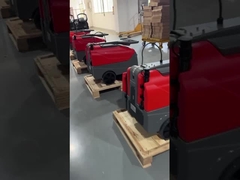 Flexible, kompakte Fußbodenputzmaschinen werden verpackt