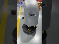 Es gibt immer einen Dycon-Bodenreiniger, der Ihnen helfen kann.